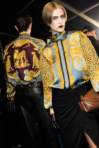 Look 2